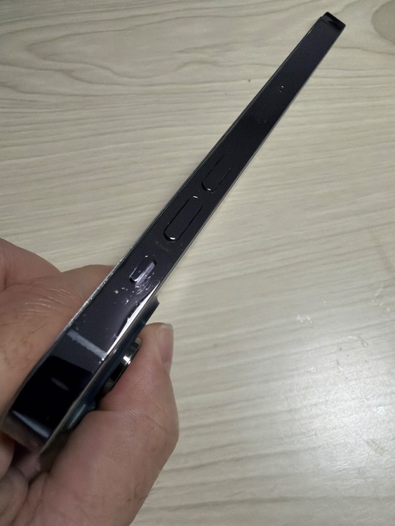 iPhone 14 Pro 128GB SIMフリー（スマホ）の商品画像 - 査定依頼日：2026年2月13日 - 最高査定価格：60,000円