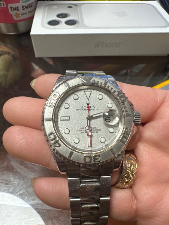 ロレックス ヨットマスター （高級時計）の商品画像 - 査定依頼日：2026年1月14日 - 最高査定価格：1,500,000円