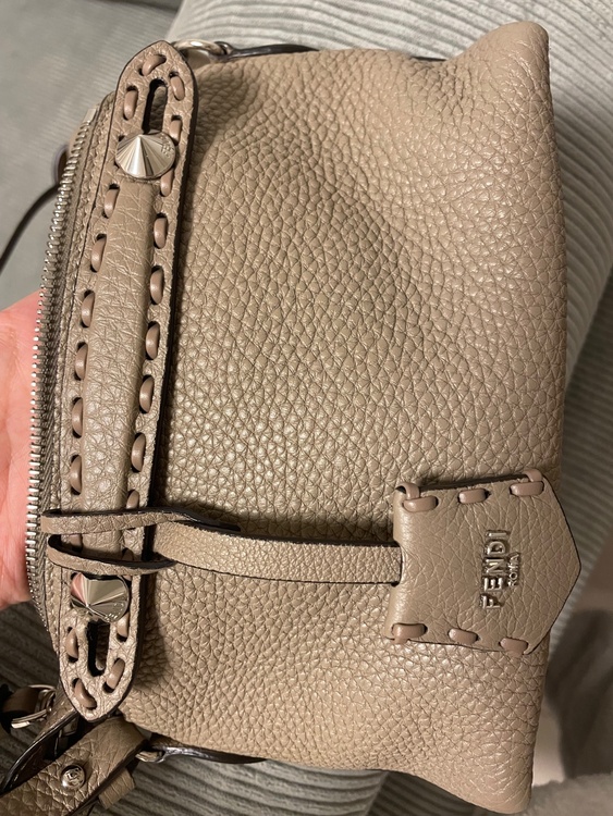 フェンディ  （ブランドバッグ）の商品画像 - 査定依頼日：2026年3月20日 - 最高査定価格：150,000円