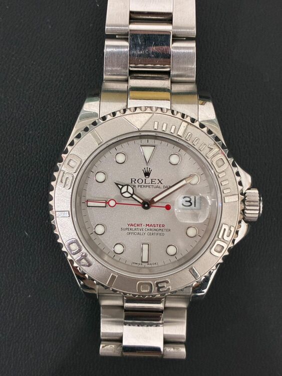 ロレックス ヨットマスター 16622 （高級時計）の商品画像 - 査定依頼日：2025年11月7日 - 最高査定価格：1,200,000円