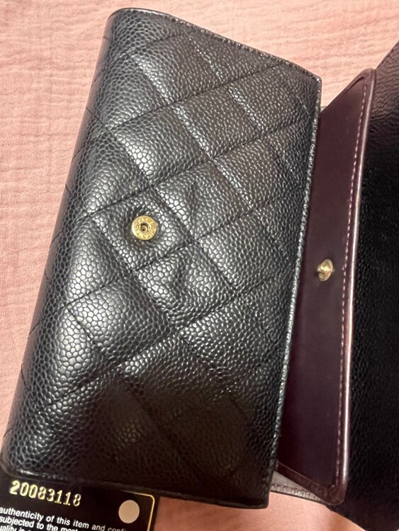 マトラッセ（ブランド財布・小物）の商品画像 - 査定依頼日：2024年11月26日 - 最高査定価格：40,000円