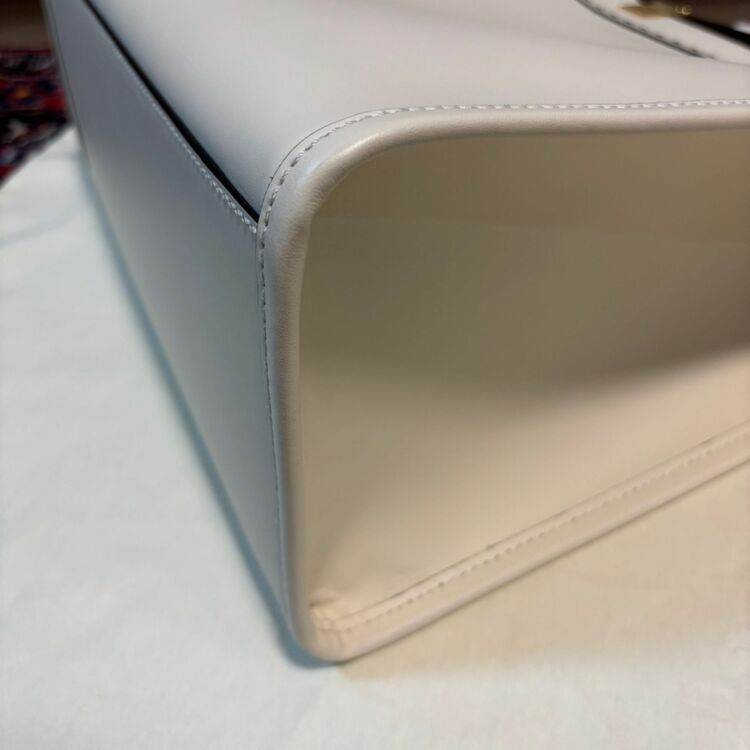 フェンディ  （ブランドバッグ）の商品画像 - 査定依頼日：2025年9月23日 - 最高査定価格：150,000円