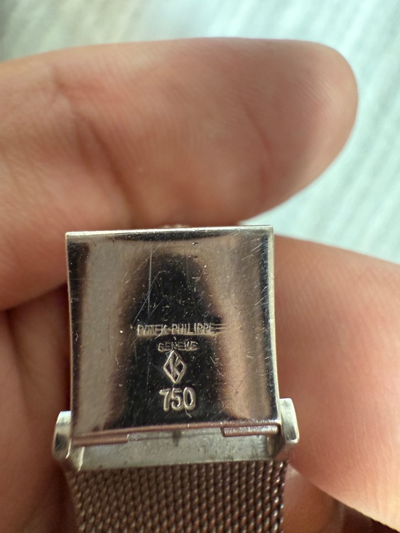 3588/901G（高級時計）の商品画像 - 査定依頼日：2025年8月20日 - 最高査定価格：1,680,000円