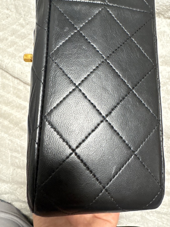 シャネル カンボンライン （ブランドバッグ）の商品画像 - 査定依頼日：2025年10月15日 - 最高査定価格：350,000円