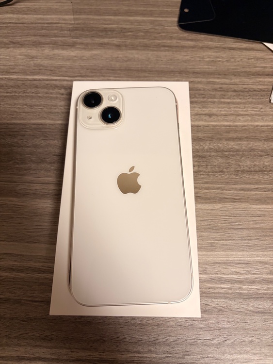 MPW33J/A（スマホ）の商品画像 - 査定依頼日：2026年2月8日 - 最高査定価格：70,000円