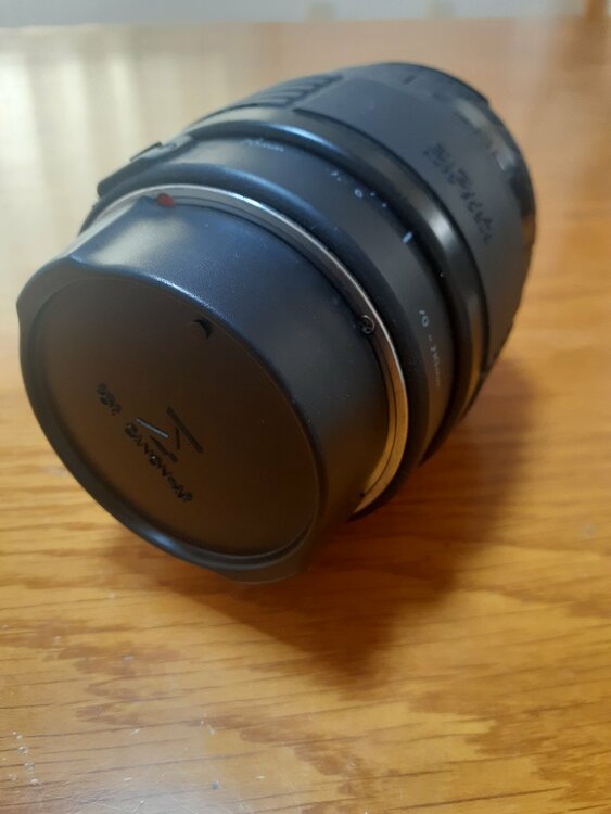 シグマ（カメラ）の商品画像 - 査定依頼日：2025年12月12日 - 最高査定価格：500円