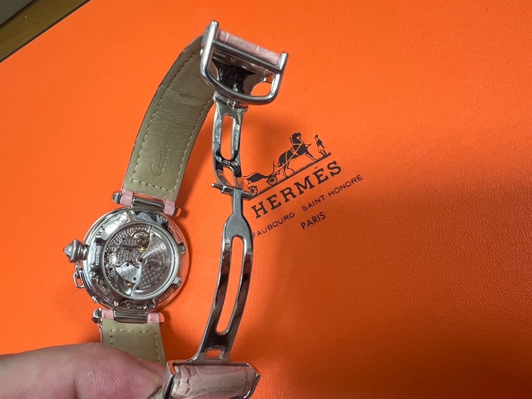 パシャ３８ミリ　ホワイトゴールド（高級時計）の商品画像 - 査定依頼日：2025年10月22日 - 最高査定価格：1,050,000円