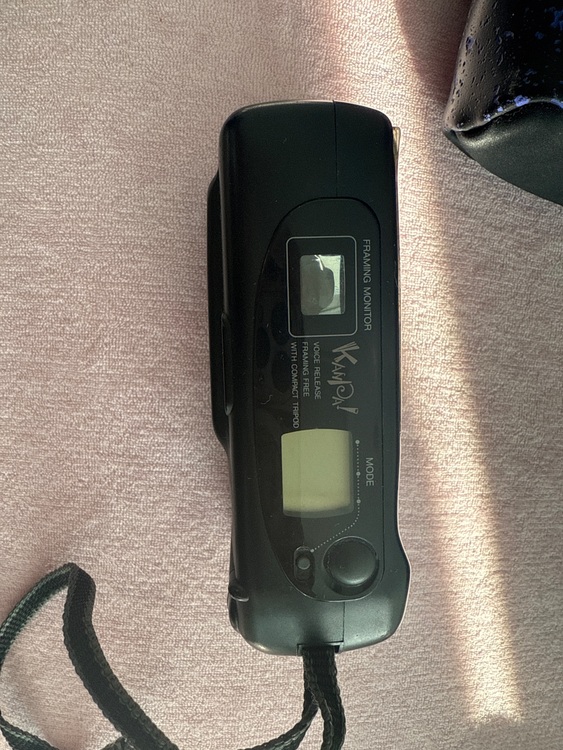 KONICA（カメラ）の商品画像 - 査定依頼日：2025年11月4日 - 最高査定価格：1,100円