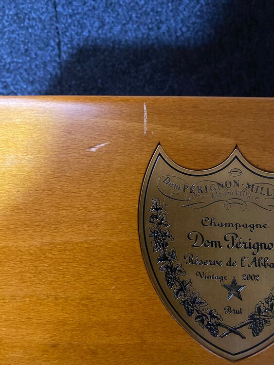 シャンパン ドン・ペリニヨン （お酒）の商品画像 - 査定依頼日：2025年1月22日 - 最高査定価格：77,000円