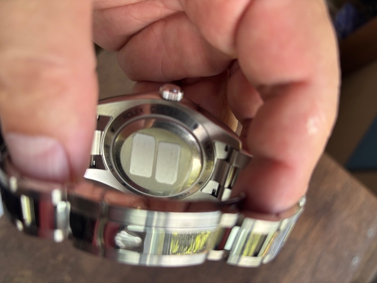 ロレックス ミルガウス （高級時計）の商品画像 - 査定依頼日：2025年10月24日 - 最高査定価格：1,430,000円