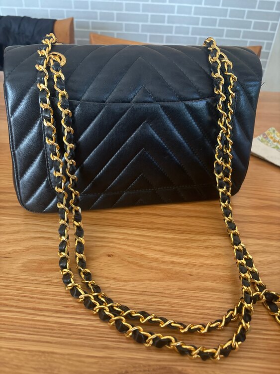 シャネル マトラッセ （ブランドバッグ）の商品画像 - 査定依頼日：2025年3月14日 - 最高査定価格：400,000円