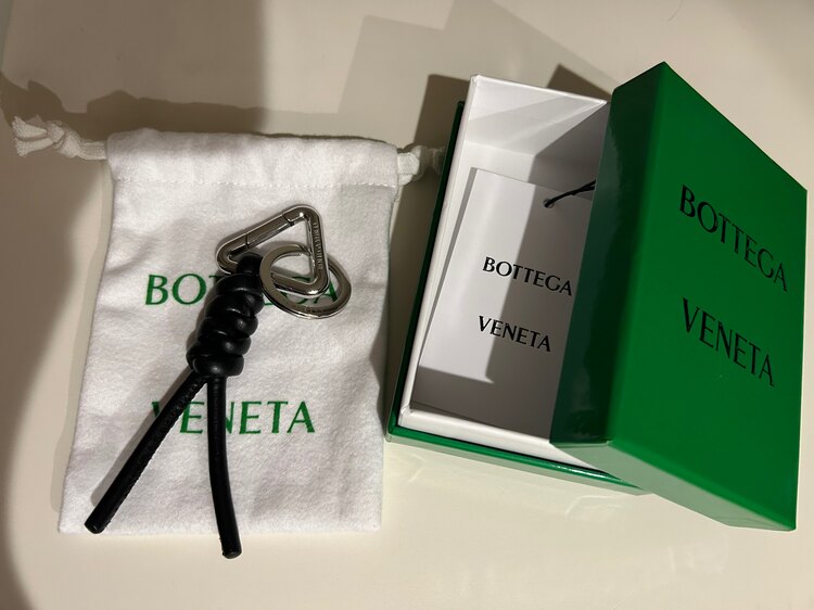 ボッテガ・ヴェネタ  （ブランドバッグ）の商品画像 - 査定依頼日：2025年5月18日 - 最高査定価格：15,000円