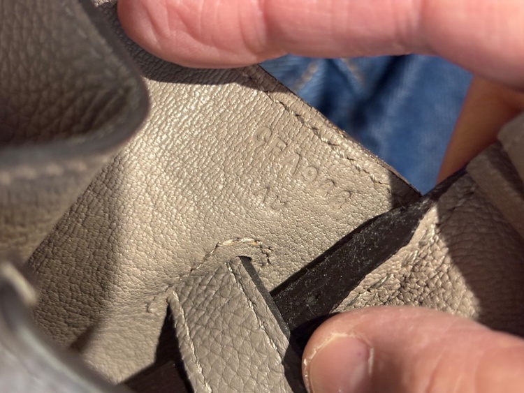 バーキン30（ブランドバッグ）の商品画像 - 査定依頼日：2026年4月22日 - 最高査定価格：2,500,000円