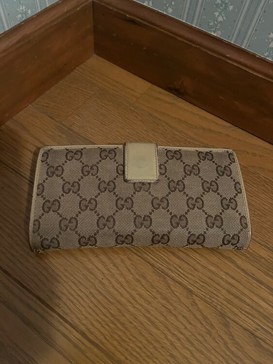 グッチキャンパス（ブランド財布・小物）の商品画像 - 査定依頼日：2025年1月12日 - 最高査定価格：5,000円
