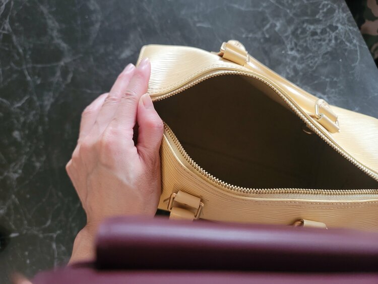 Louis Vuitton Speedy 25 / 30 – Epi Leather（ブランドバッグ）の商品画像 - 査定依頼日：2026年9月23日 - 最高査定価格：70,000円
