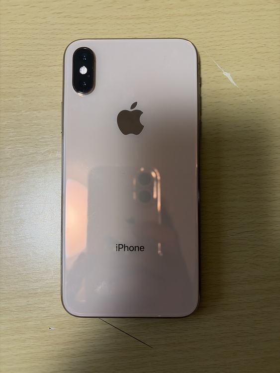 iPhone iPhoneXS 64GB SIMフリー（スマホ）の商品画像 - 査定依頼日：2026年5月21日 - 最高査定価格：100,000円