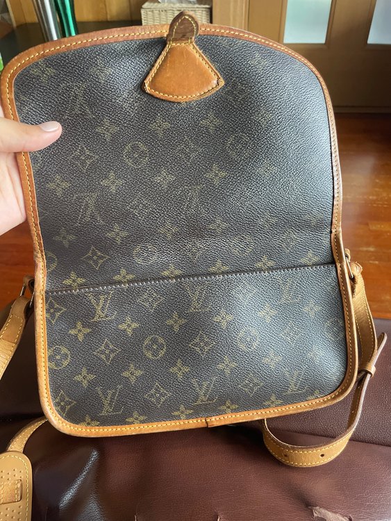 SL1001 ソローニュ（ブランドバッグ）の商品画像 - 査定依頼日：2022年9月20日 - 最高査定価格：35,000円