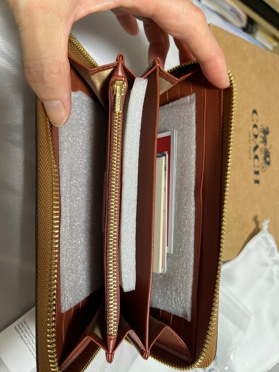 その他 コーチ （ブランドバッグ）の商品画像 - 査定依頼日：2025年5月30日 - 最高査定価格：5,200円