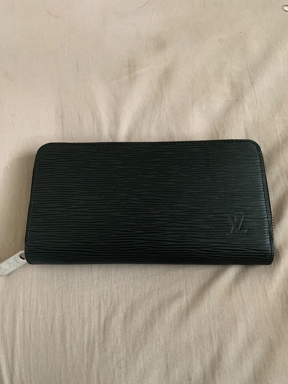 ルイヴィトン エピ （ブランドバッグ）の商品画像 - 査定依頼日：2025年9月23日 - 最高査定価格：54,000円