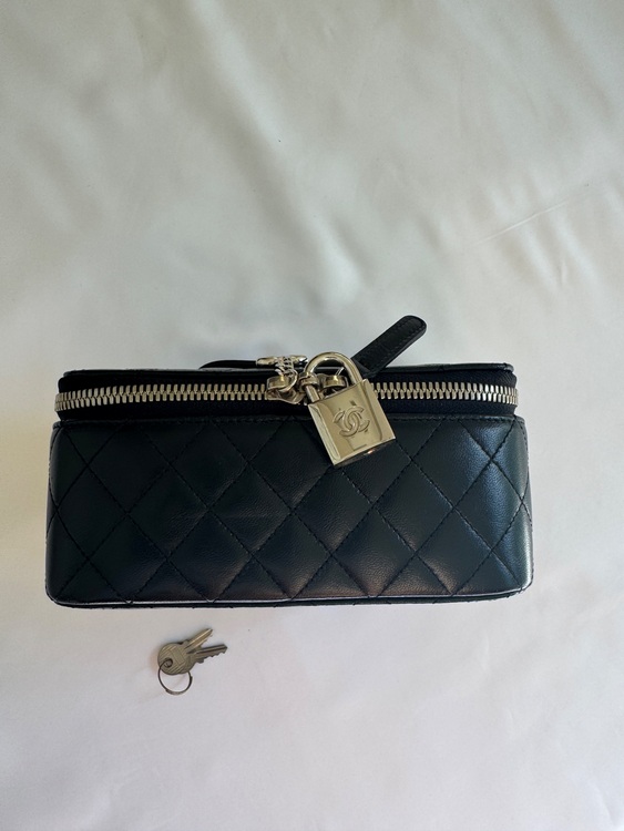 シャネル シャネル(その他) （ブランドバッグ）の商品画像 - 査定依頼日：2025年11月30日 - 最高査定価格：160,000円