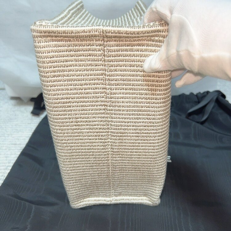 セリーヌ  （ブランドバッグ）の商品画像 - 査定依頼日：2025年5月5日 - 最高査定価格：100,000円