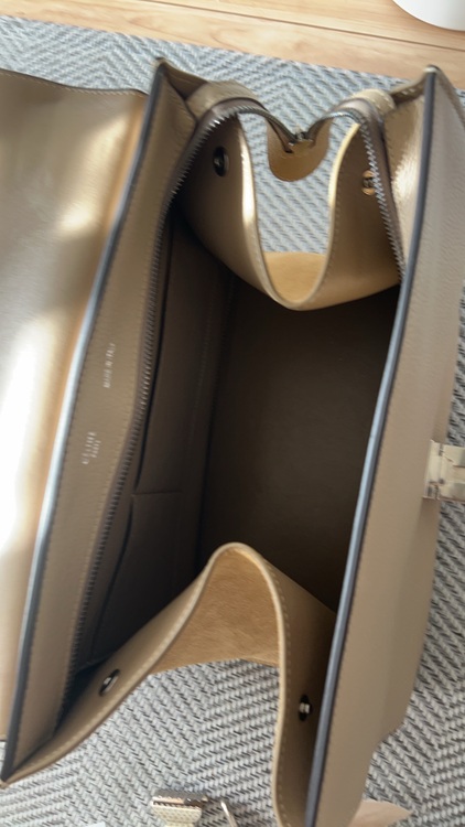 セリーヌ  （ブランドバッグ）の商品画像 - 査定依頼日：2025年10月29日 - 最高査定価格：50,000円