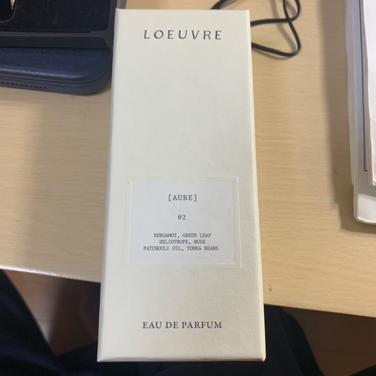 香水ロエベ（古着・ファッション）の商品画像 - 査定依頼日：2025年11月20日 - 最高査定価格：100,000円