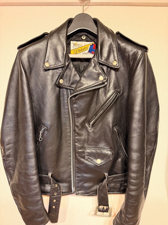 schott（古着・ファッション）の商品画像 - 査定依頼日：2025年10月30日 - 最高査定価格：18,000円