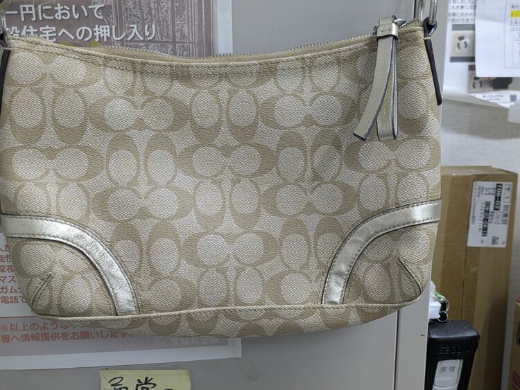 その他 コーチ （ブランドバッグ）の商品画像 - 査定依頼日：2025年9月23日 - 最高査定価格：1,500円