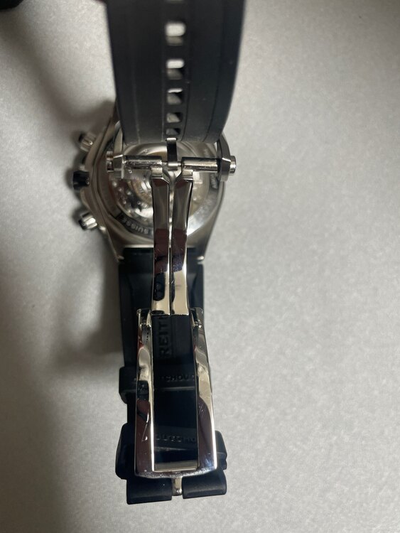 ブライトリング クロノマット B01 44  AB0136251B2S（高級時計）の商品画像 - 査定依頼日：2025年4月27日 - 最高査定価格：750,000円