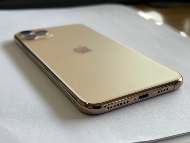 iPhone11 Pro Max 64GB SIMフリー（スマホ）の商品画像 - 査定依頼日：2026年4月25日 - 最高査定価格：26,000円