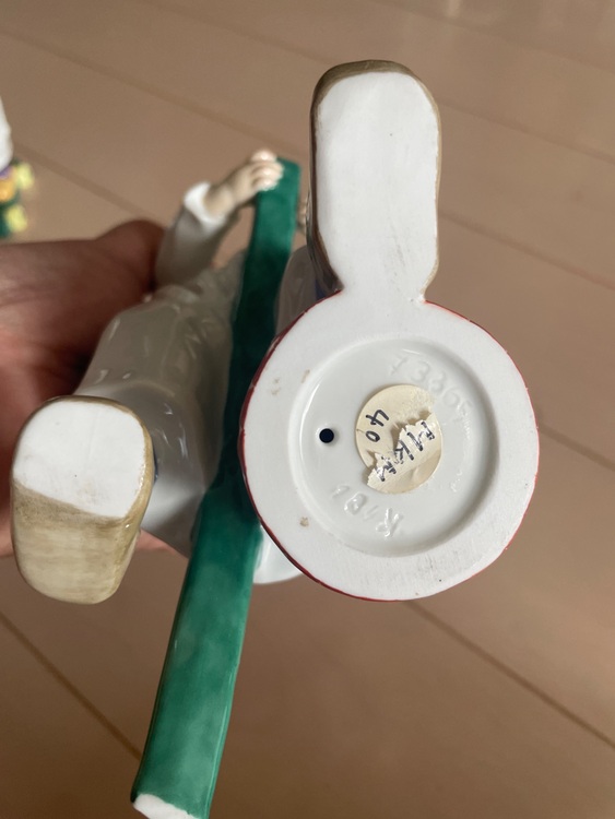 マイセンヘンチェル子供シリーズ（美術品・骨董品）の商品画像 - 査定依頼日：2025年9月10日 - 最高査定価格：110,000円