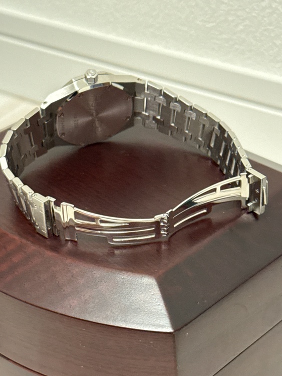 15000ST.OO.0789ST.07（高級時計）の商品画像 - 査定依頼日：2026年2月22日 - 最高査定価格：3,400,000円