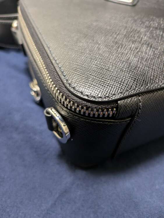 プラダショルダーバック（ブランドバッグ）の商品画像 - 査定依頼日：2025年3月11日 - 最高査定価格：180,000円