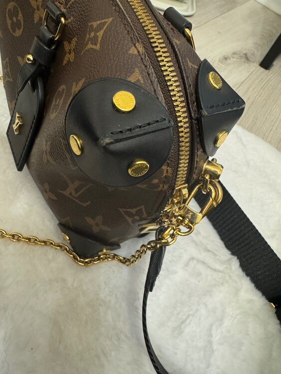 プティット　マルスープル（ブランドバッグ）の商品画像 - 査定依頼日：2025年2月28日 - 最高査定価格：240,000円