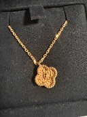  スウィート アルハンブラ ペンダント K18PG マザーオブパール ローズゴー（金・貴金属）の商品画像 - 査定依頼日：2025年11月21日 - 最高査定価格：240,000円