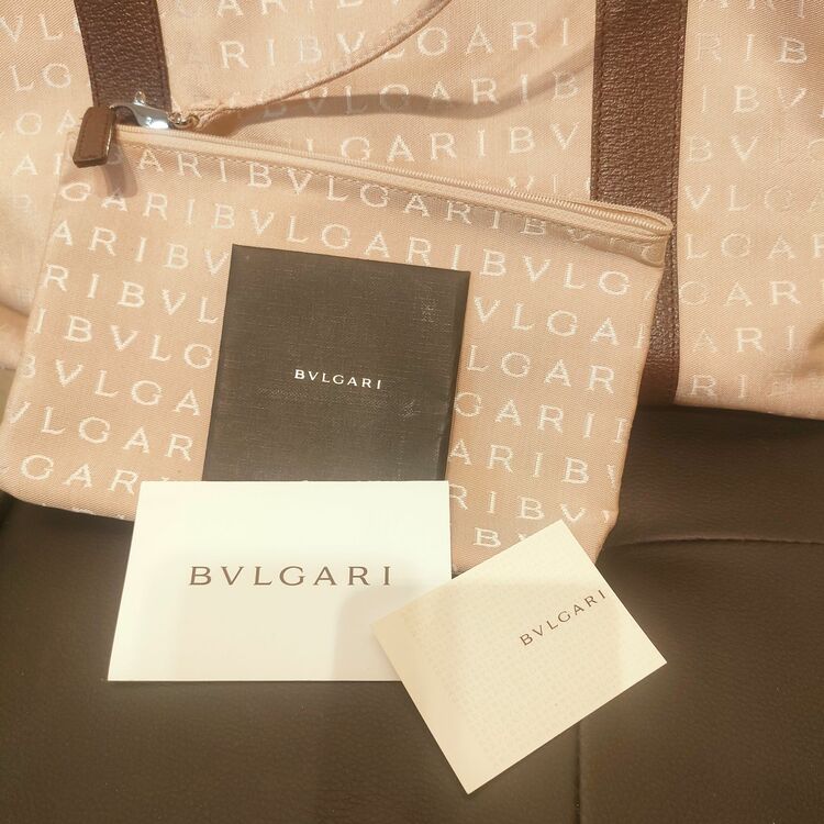 ブルガリトートバッグ（ブランドバッグ）の商品画像 - 査定依頼日：2025年6月13日 - 最高査定価格：100,000円