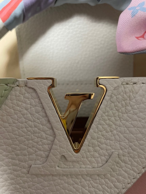 M59864　カプシーヌMINI（ブランドバッグ）の商品画像 - 査定依頼日：2022年7月25日 - 最高査定価格：520,000円