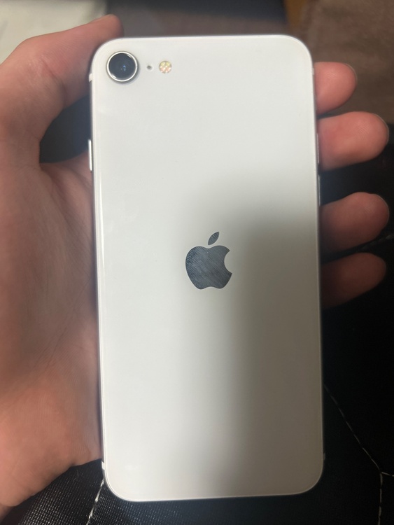 iPhone iPhone8 64GB SIMフリー（スマホ）の商品画像 - 査定依頼日：2026年7月1日 - 最高査定価格：6,000円