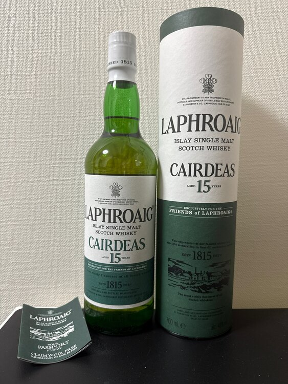 ラフロイグカーディス15年（お酒）の商品画像 - 査定依頼日：2025年3月29日 - 最高査定価格：15,000円