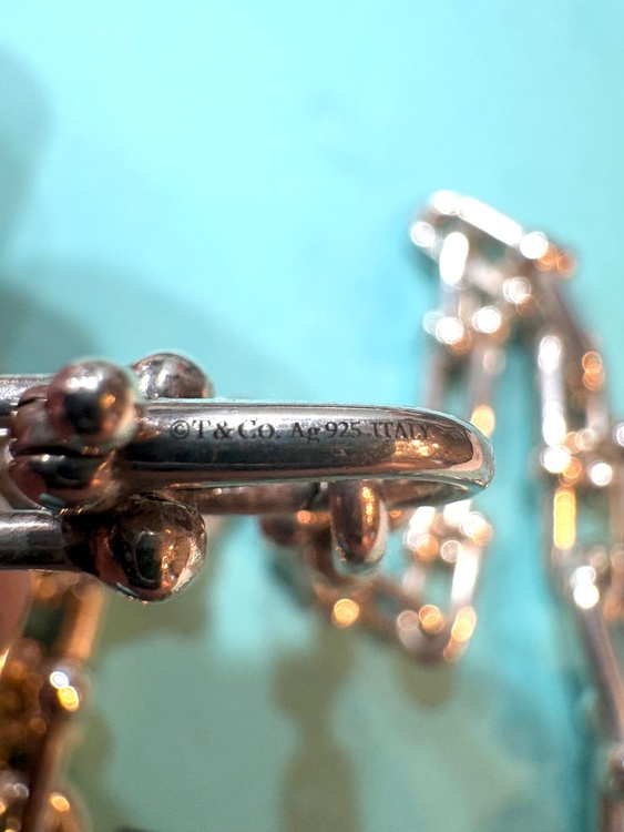 Tiffanyハードウェアグラジュエイテッドリンクネックレス（金・貴金属）の商品画像 - 査定依頼日：2026年8月29日 - 最高査定価格：300,000円