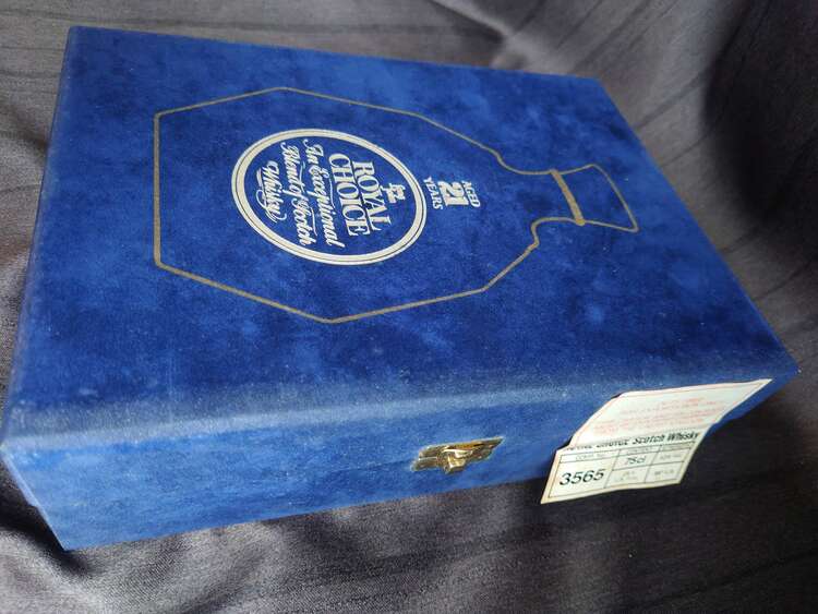 Long John ROYAL CHOICE 21年（お酒）の商品画像 - 査定依頼日：2025年5月21日 - 最高査定価格：4,500円