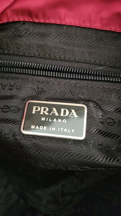 プラダナイロンリュック（ブランドバッグ）の商品画像 - 査定依頼日：2026年5月26日 - 最高査定価格：50,000円