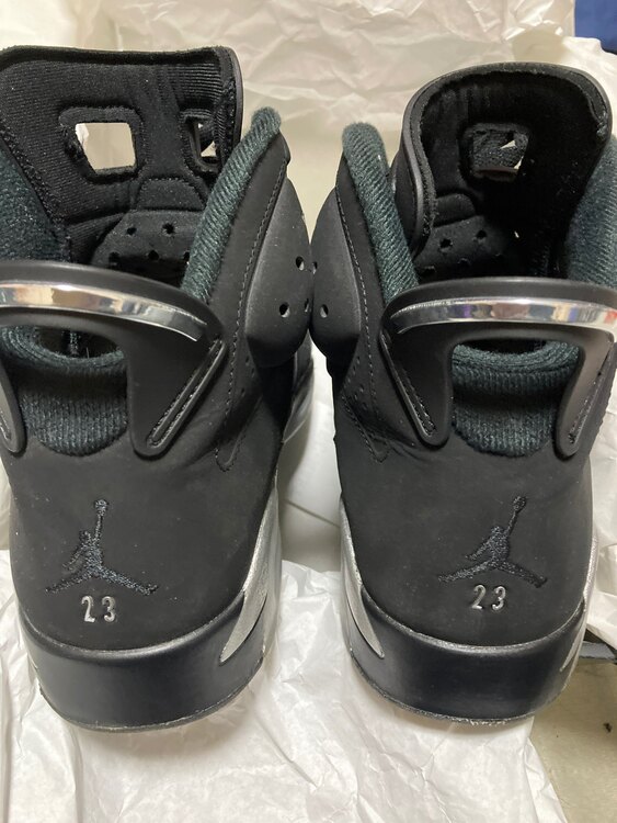 ナイキエアジョーダン6 DM2836-001（古着・ファッション）の商品画像 - 査定依頼日：2025年4月28日 - 最高査定価格：1,000円