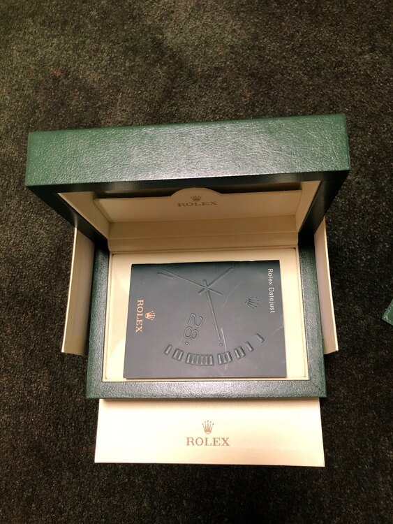 ロレックス デイトナ （高級時計）の商品画像 - 査定依頼日：2025年3月11日 - 最高査定価格：1,260,000円