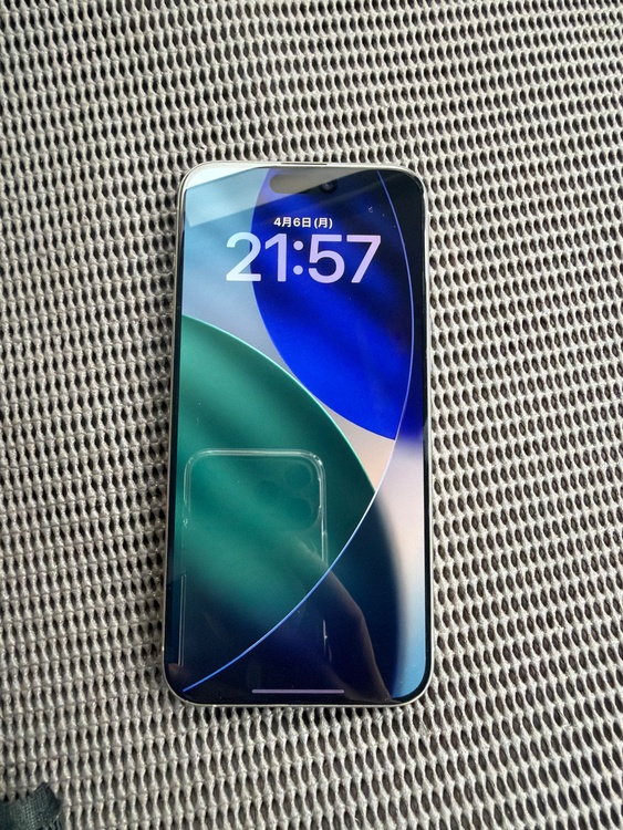 iPhone 15 Pro Max 256GB Softbank（スマホ）の商品画像 - 査定依頼日：2026年4月7日 - 最高査定価格：90,000円