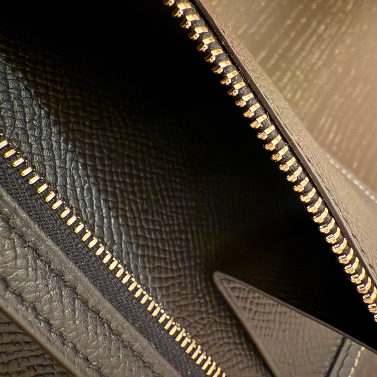 ベアンスフレ（ブランド財布・小物）の商品画像 - 査定依頼日：2025年6月7日 - 最高査定価格：1,200,000円