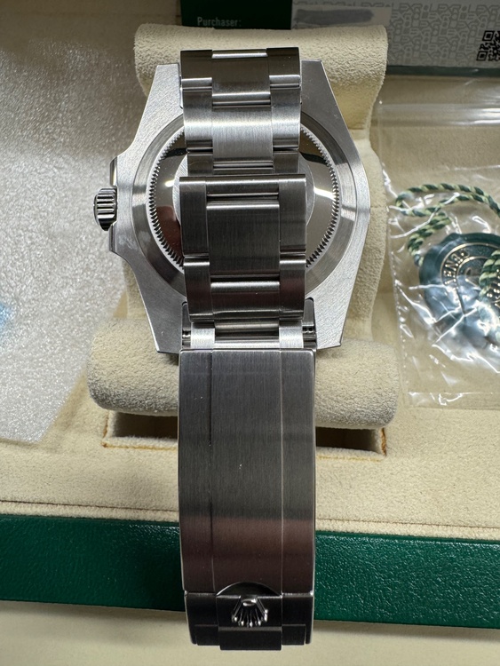 ロレックス サブマリーナー 116610Lu（高級時計）の商品画像 - 査定依頼日：2026年2月3日 - 最高査定価格：3,100,000円