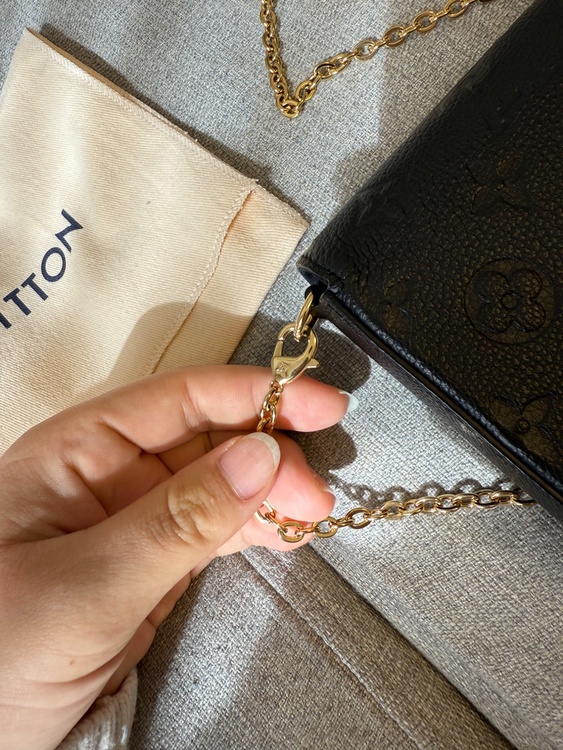 ポシェットフェリシー（ブランドバッグ）の商品画像 - 査定依頼日：2026年2月19日 - 最高査定価格：170,000円