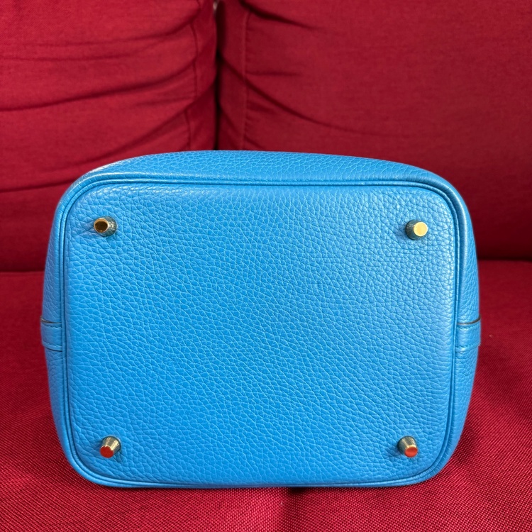 ピコタンロックMM（ブランドバッグ）の商品画像 - 査定依頼日：2025年12月16日 - 最高査定価格：400,000円